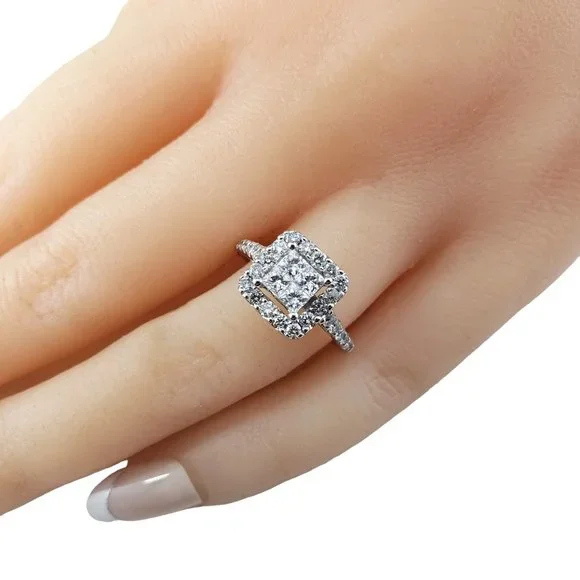 14K White Gold Diamond Cluster Engagement Ring Size 5.5-5.75 #16338